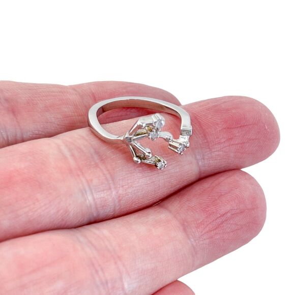 Vintage Sterling Silver Cubic Zirconia Pisces Constellation Zodiac Ring Size 8 - Picture 1 of 8